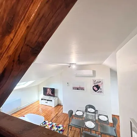 Forum Champagne Grand T2 Climatise Vue Cathedrale Apartment Reims