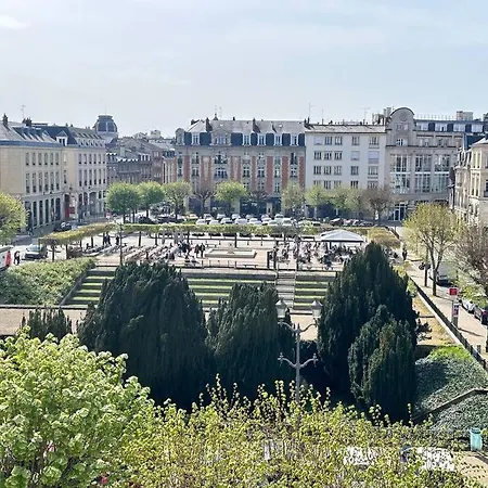 Forum Champagne Grand T2 Climatise Vue Cathedrale Apartment